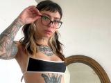 Image of cam model LunaRoses from Visit-X