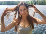 Image of cam model Lia-Fox from Visit-X