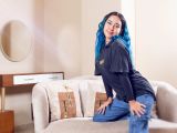 Image of cam model LilyBlue from Visit-X