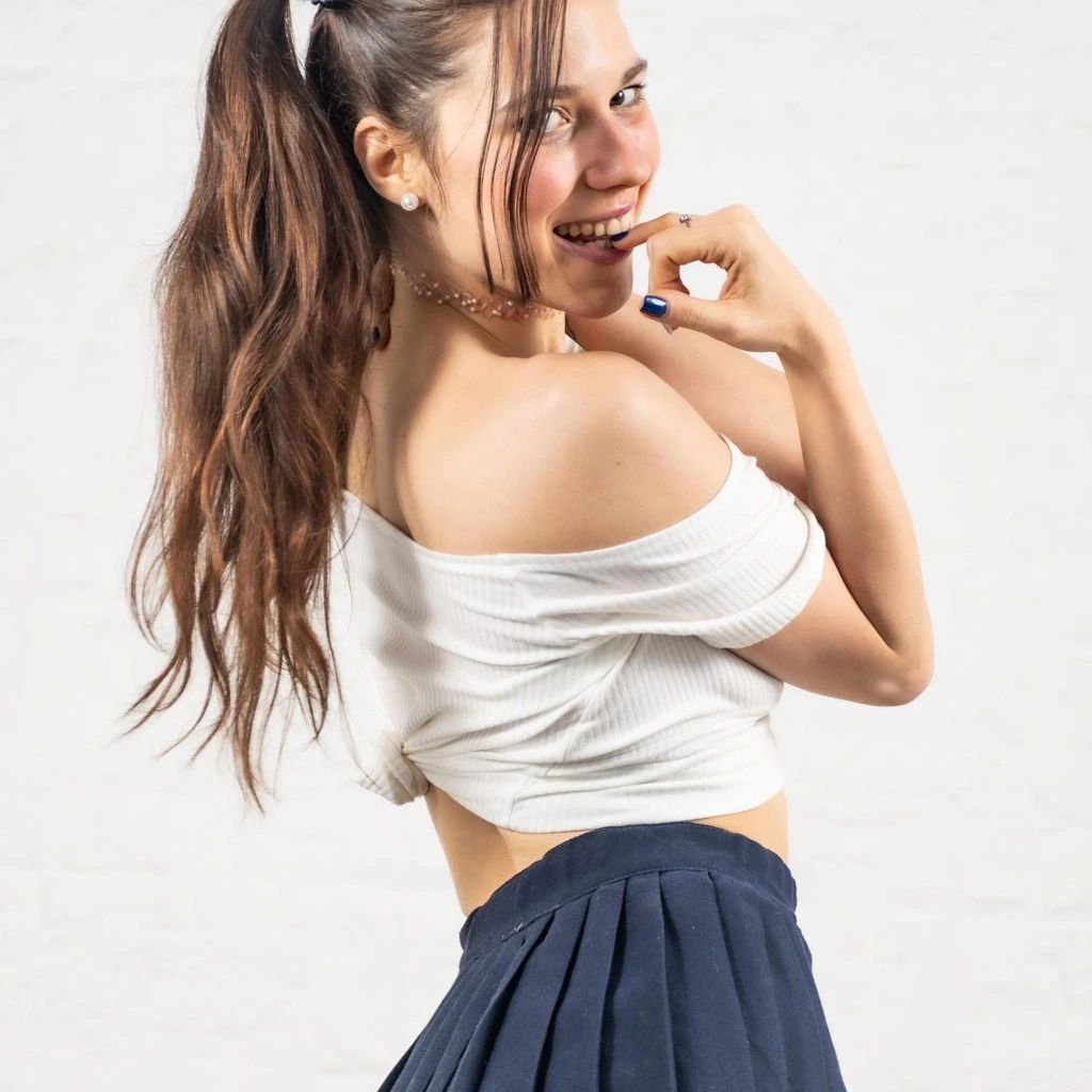 AuraSix