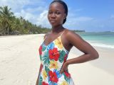 Image of cam model EbonyCherry from Visit-X