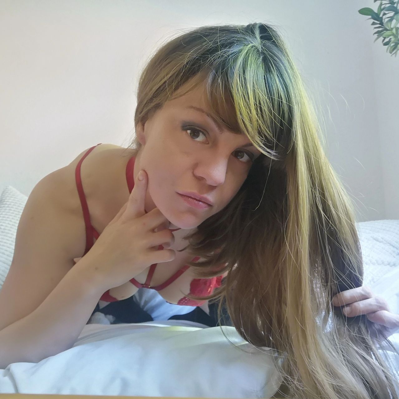 HotLena1984