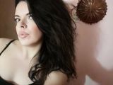 Image of cam model saralua from Visit-X