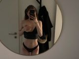 Image of cam model HannahSummer from Visit-X