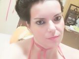 Image of cam model saralua from Visit-X