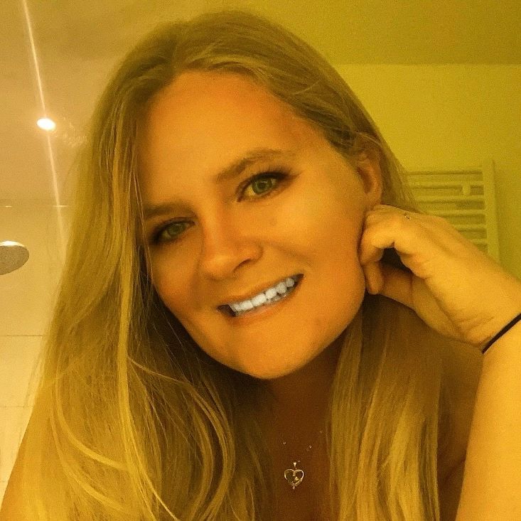 VivianMae