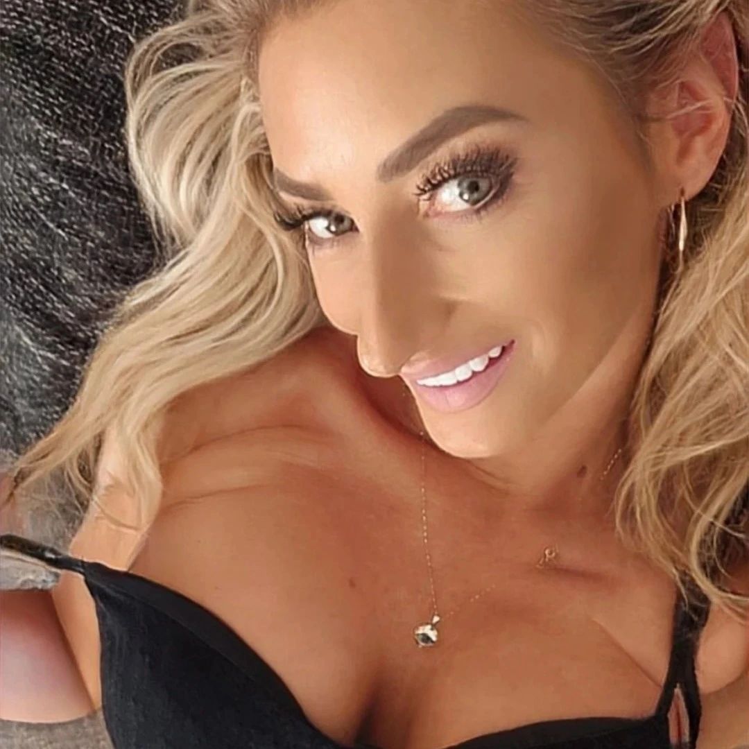 Vika-Viktoria