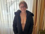 Image of cam model Mia666 from Visit-X