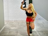 Image of cam model Lina-Fitness from Visit-X