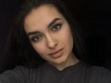 Image of cam model HotRoxana from Visit-X
