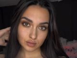 Image of cam model HotRoxana from Visit-X