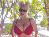 Image of cam model DivaBizarre111 from Visit-X