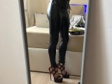 Image of cam model lilly-daemon from Visit-X