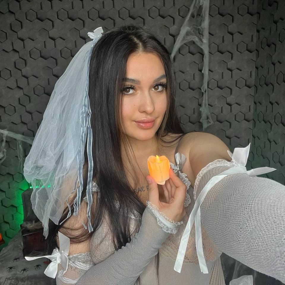 HotRoxana