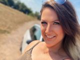 Image of cam model Julia-Winter from Visit-X