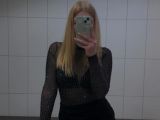 Image of cam model RoyalBlondie from Visit-X