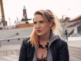 Image of cam model Julia-Winter from Visit-X