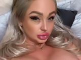Image of cam model VickyAmber from Visit-X