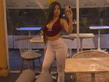 Image of cam model NaomiHillX from Visit-X