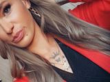 Image of cam model Vinique99 from Visit-X