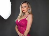 Image of cam model SadieGold from Visit-X