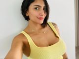 Image of cam model MonicaCrunch from Visit-X