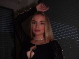 Image of cam model Alicia-Adina from Visit-X