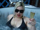Image of cam model Collette from Visit-X