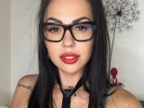 Image of cam model EllyMelly from Visit-X