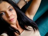 Image of cam model VanessaGold from Visit-X