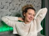 Image of cam model Nadins from Visit-X
