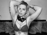 Image of cam model JuliaAvarix from Visit-X