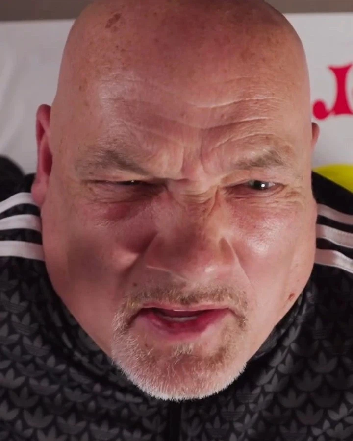 Egon-Kowalski:Was die Frauen sehen, wenn ich die Futterluke vollpumpe  😂