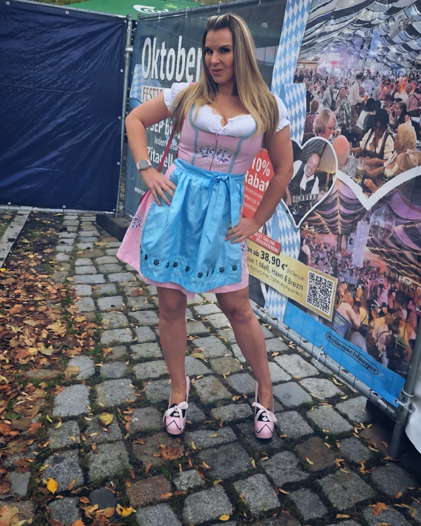 Aische-Pervers:Oktoberfest Porno online