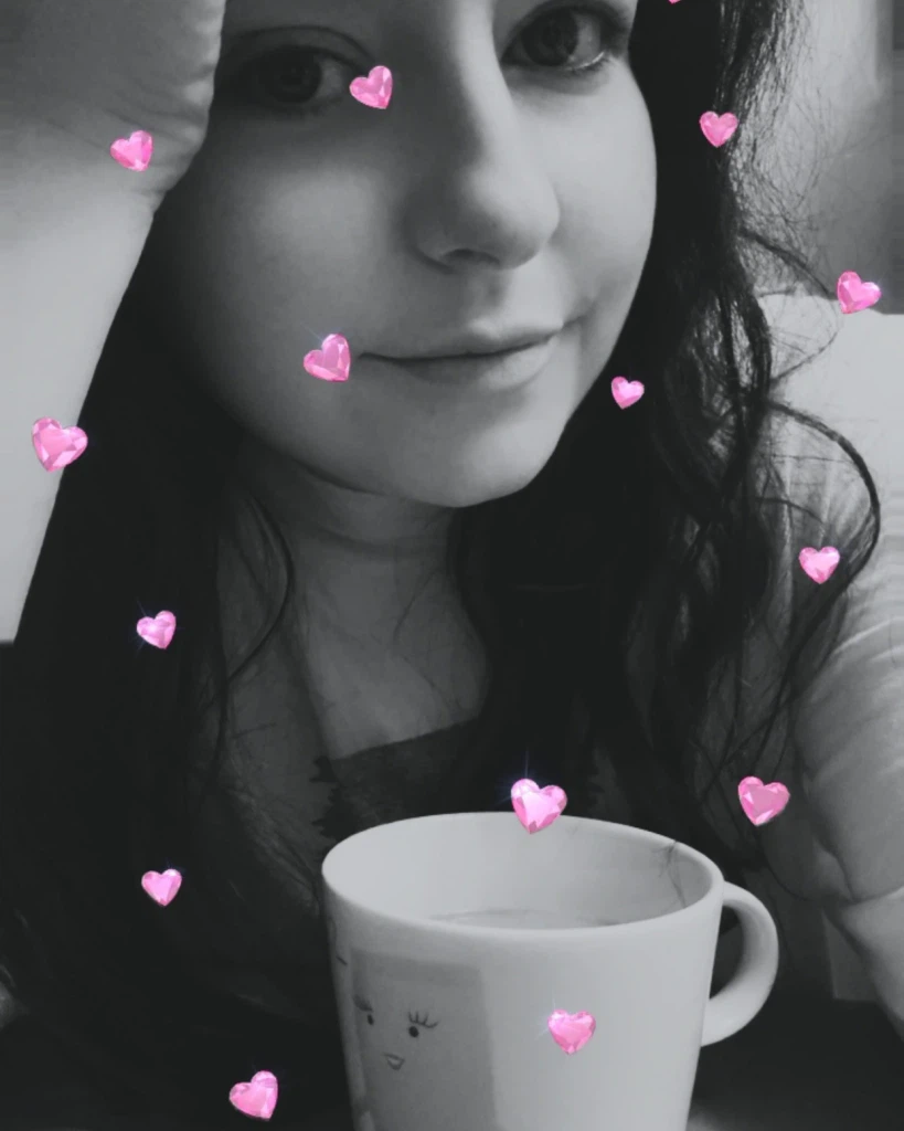 EmmaSecret:Happy Valentine‘s Day 😋🥱☕️ EmmaSecret:Happy Valentine‘s Day 😋🥱☕️