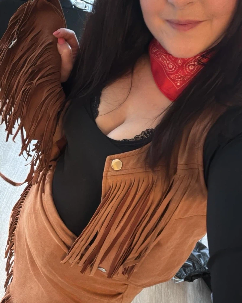 EmmaSecret:Wer ist heute auch in Köln unterwegs? 🥳 EmmaSecret:Wer ist heute auch in Köln unterwegs? 🥳