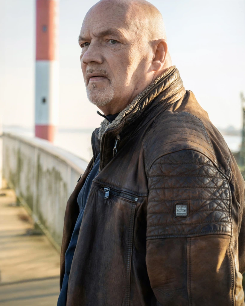 Egon-Kowalski:lederjacke, freitag, feierabend. 😎