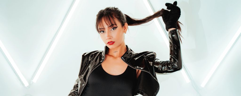 ScarlettSimpson – Banner
