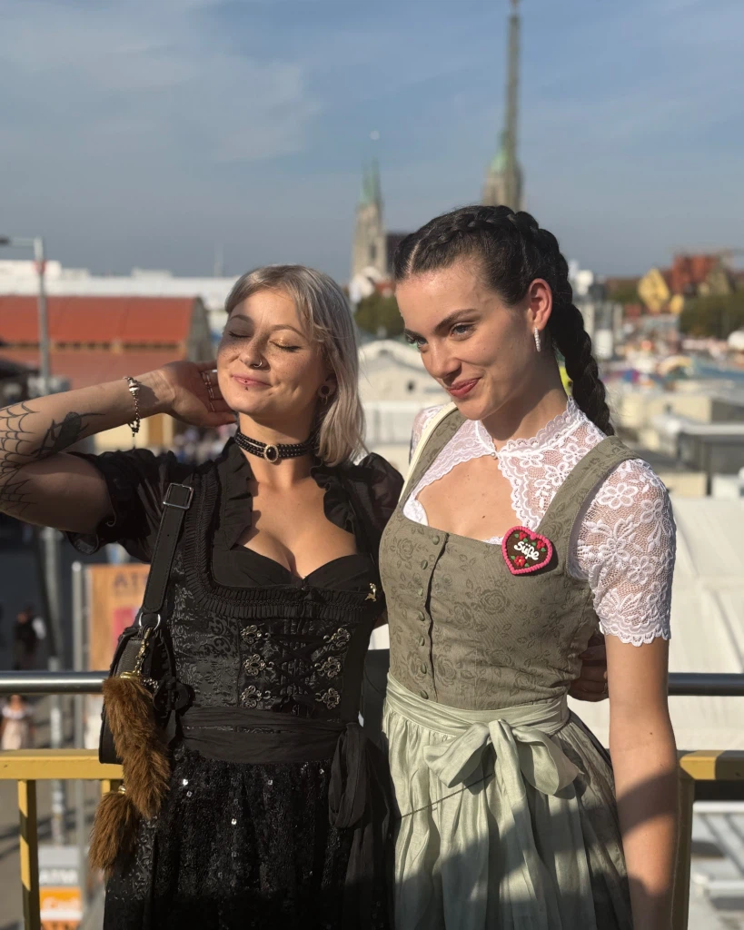 WitheredRose:👯♀️ Heute gibt’s uns im Doppelpack! 🔥 WitheredRose:👯♀️ Heute gibt’s uns im Doppelpack! 🔥