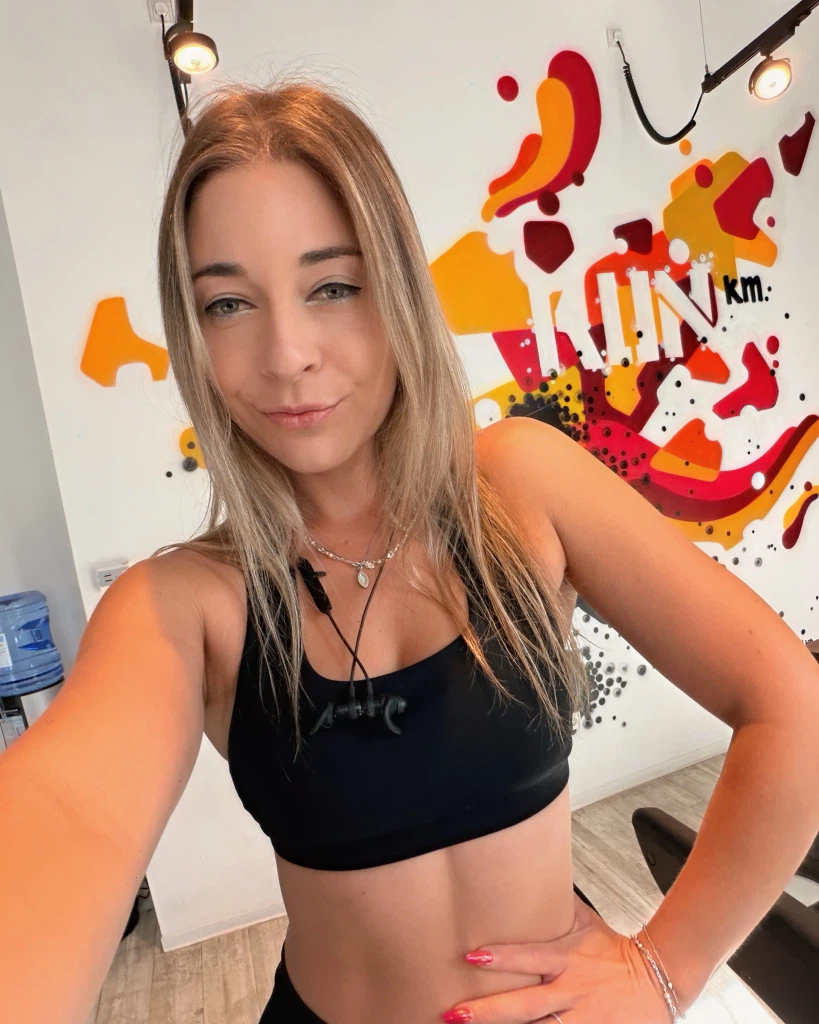 LeniFetisch:Yeah LeniFetisch:Yeah