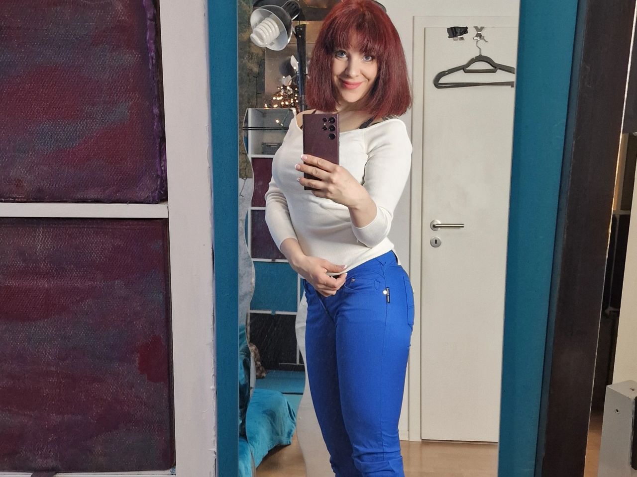 KinkyElliBoo
