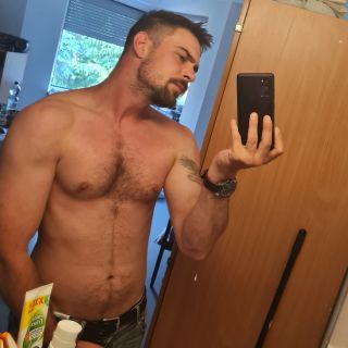MrBlueEyes90