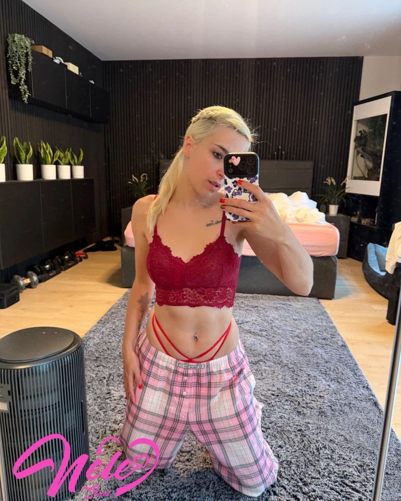 NeleSweet: NeleSweet: