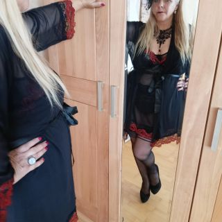 Rassige-Frau