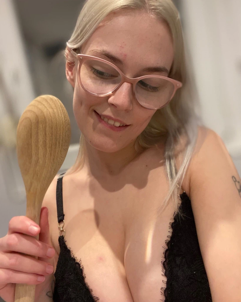 Beikatha:Ich hab was angestellt😅 Beikatha:Ich hab was angestellt😅