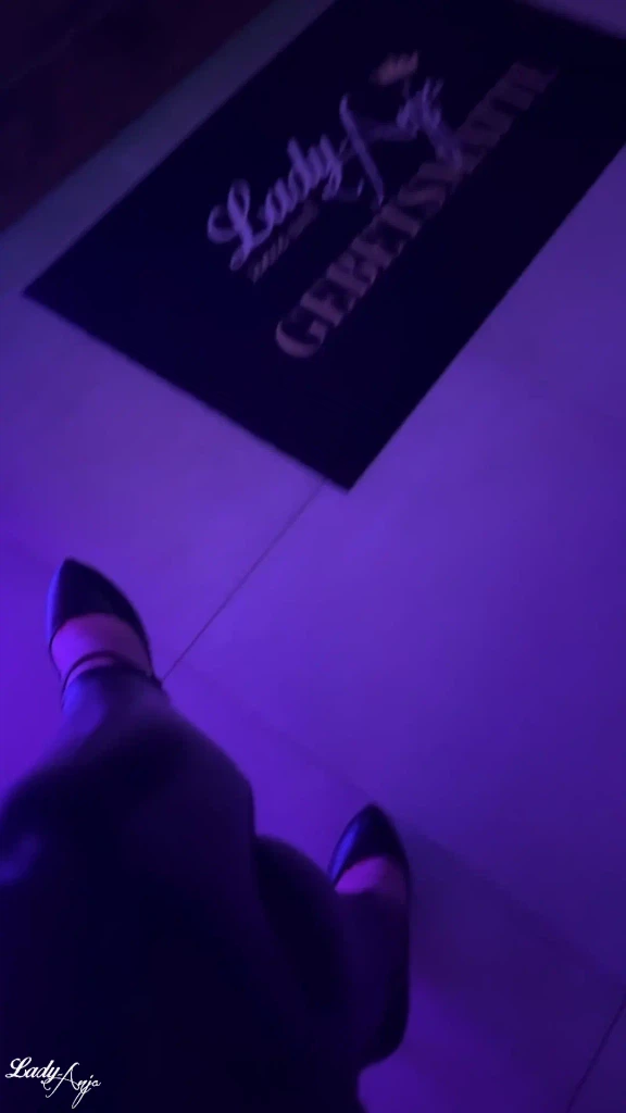 Lady-Anja:Ich bin live.