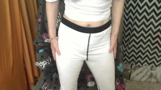 SindyPrivat I piss in my new, white leggings