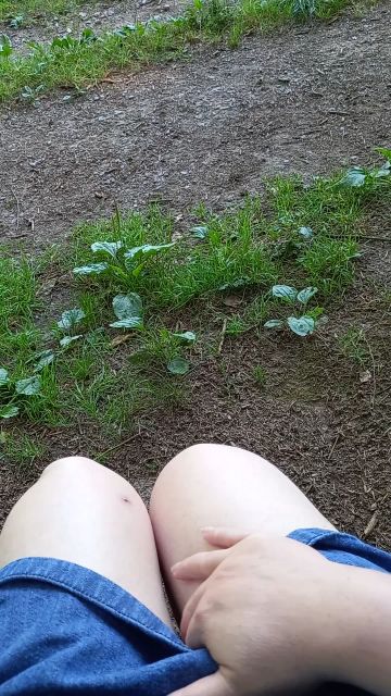 Bisschen fingern im wald geht immer....