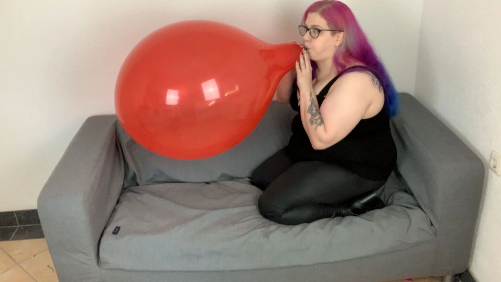 Roter Luftballon Blow to Pop