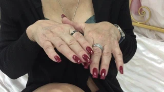 OmaKelsin Grandmas fingernails